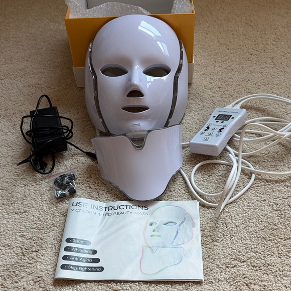 7-Color LED Facial Mask with Neck Treatment - White
